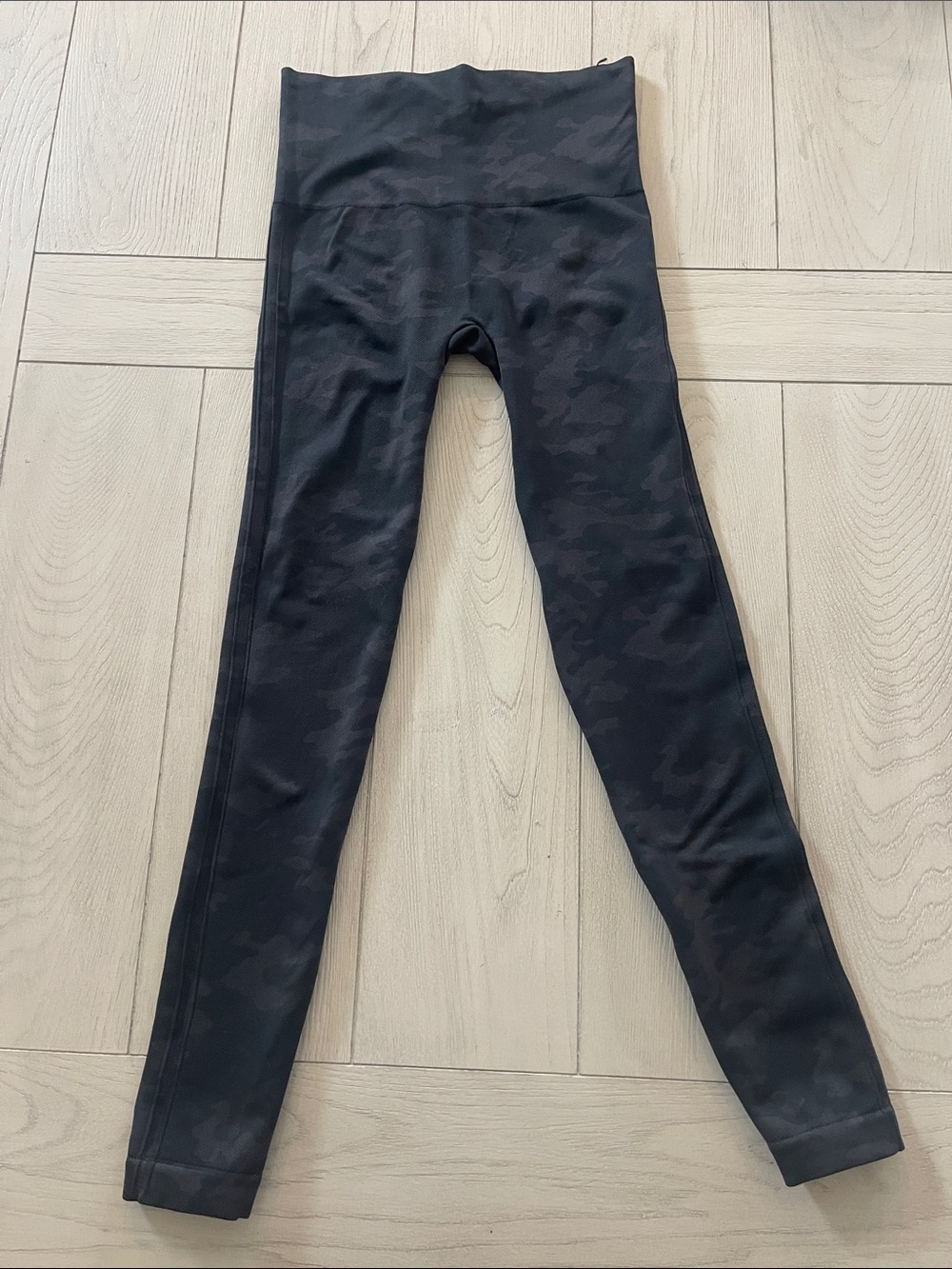SPANX Black Camo High-Waist Leggings